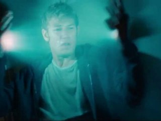 I Am Number Four - Extrait #3 - Light Hands [VO|HD]