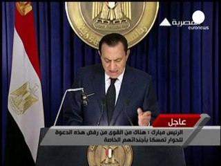 Mubarak: resto, ma non mi ricandido