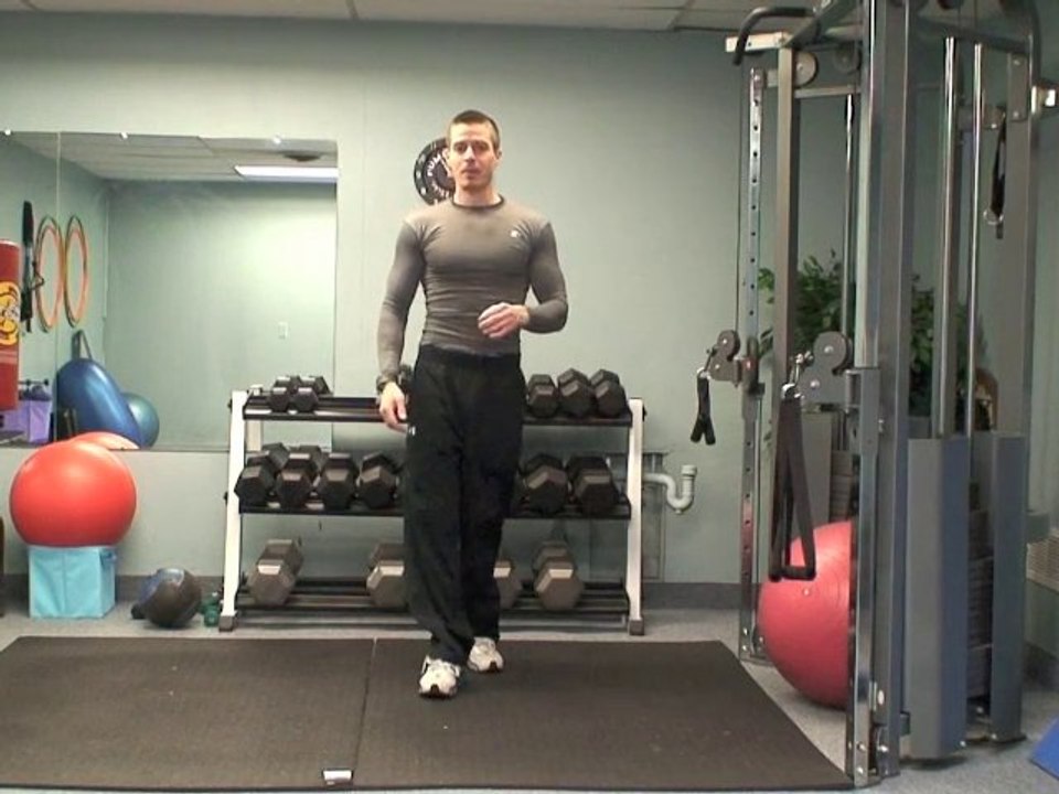 Strong Shoulders Make Your Waist look Smaller!