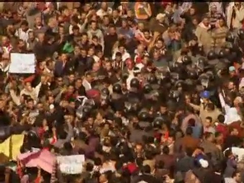 Egyptian opposition leader 'under house arrest'