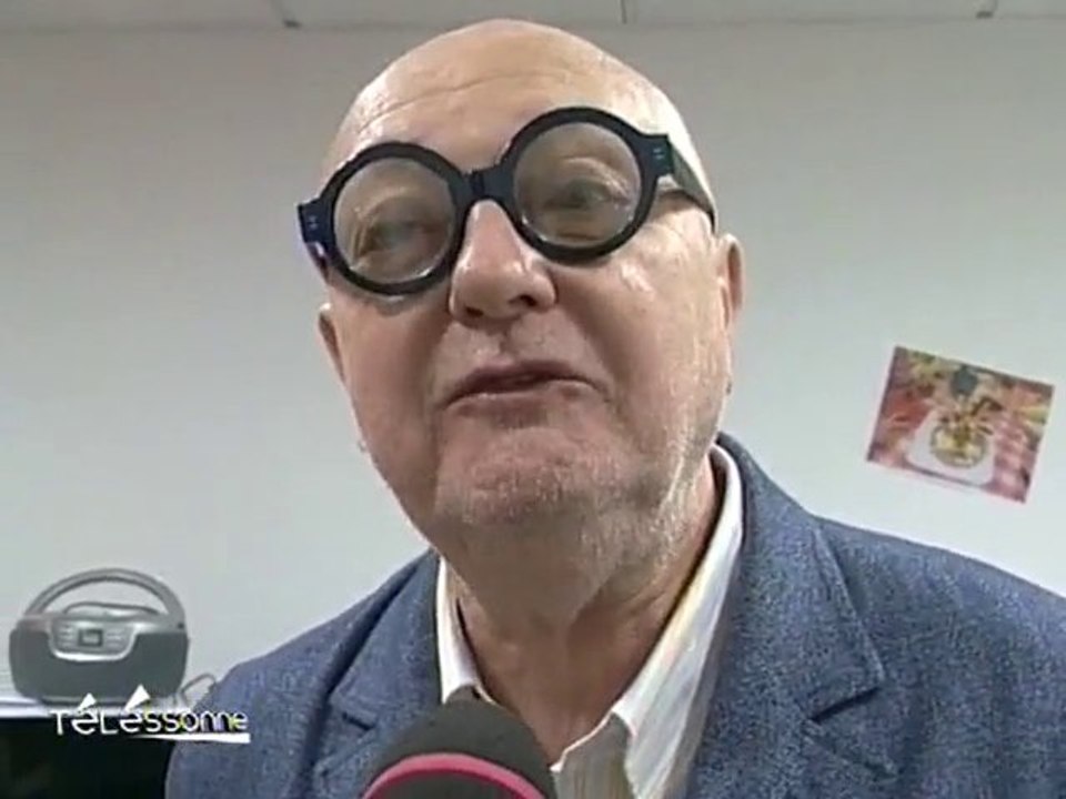 Jean-Pierre Coffe à la cantine des Pyramides (Évry)