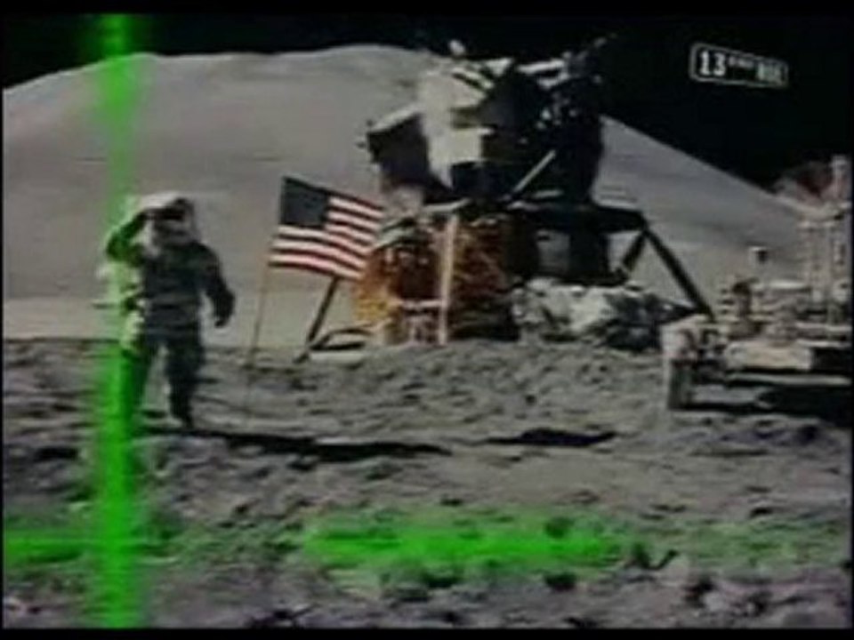 on n'a jamais mis les pieds sur la lune!! 3