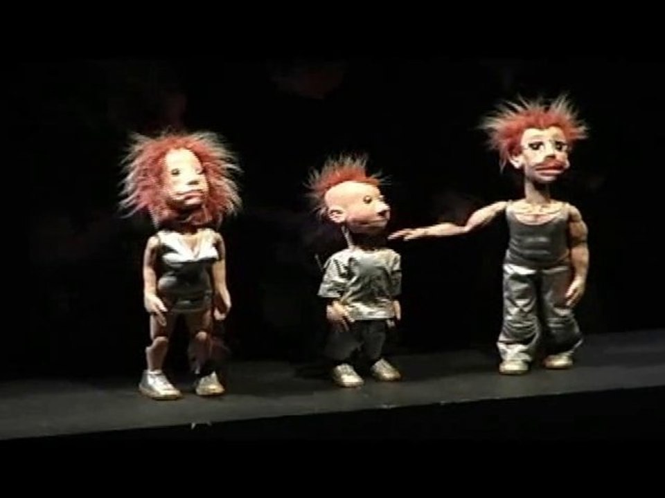 extrait-2084, un futur plein d'avenir- Flash Marionnettes