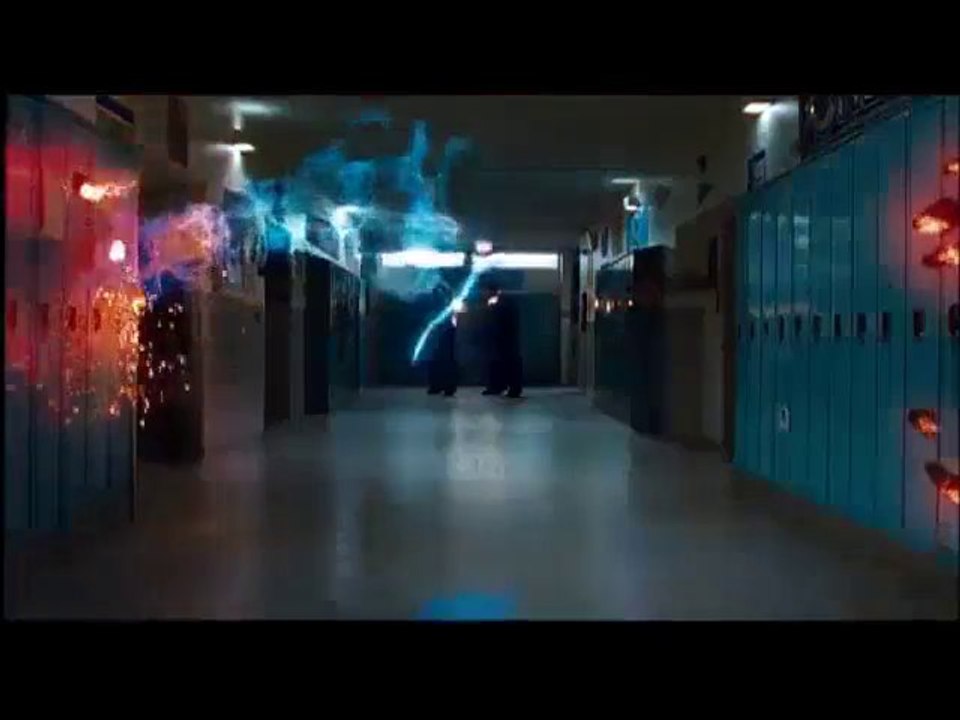 I Am Number Four - Extrait "Number 6 Hallway Fight" [VO-HD]