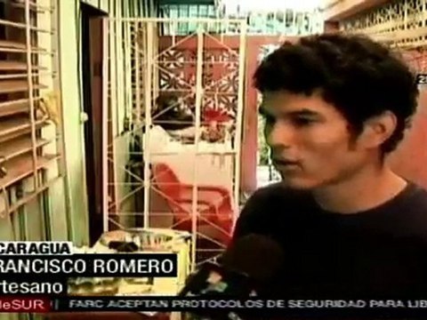 Jóvenes nicaragüenses convierten basura en arte