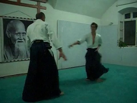 Chudan tsuki - Shiho nage ura 2è forme