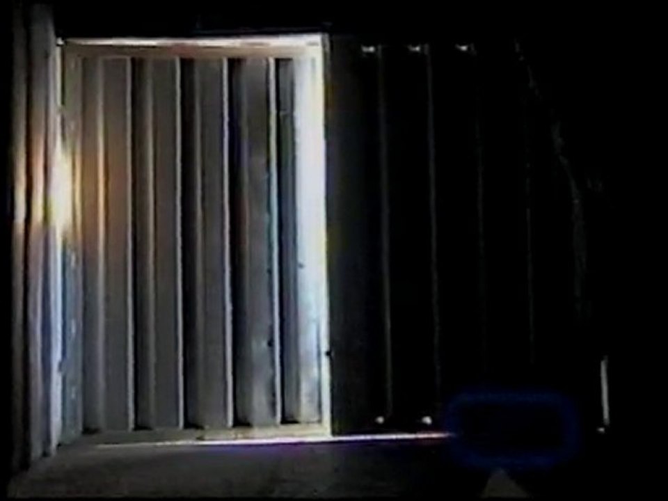 CONTAINER