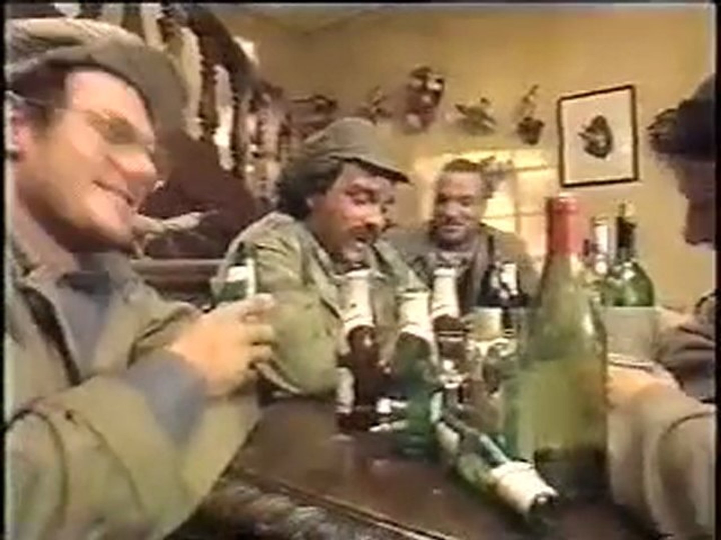 Les inconnus la galinette