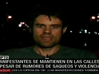 Manifestantes en Egipto se mantienen en las calles a pesar de rumores de saqueos y violencia
