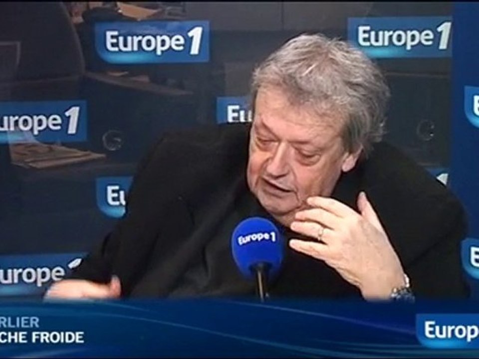 Extra-terrestres et têtes et claques