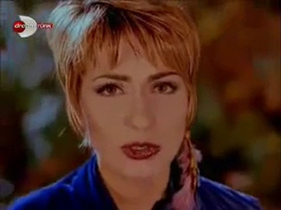 Deniz Arcak ---Eller Aldatır---