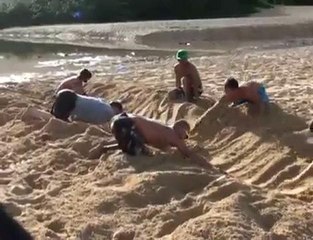 Unbelievable Surf Video - How to create a standing wave ?