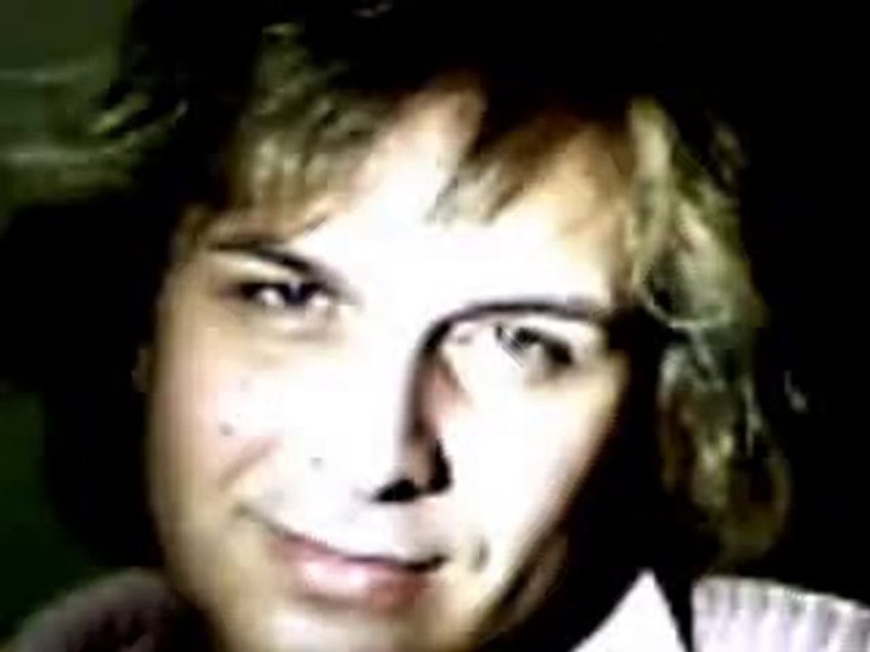 " Aimer à perdre la raison " de Jean Ferrat, chanté par Serg