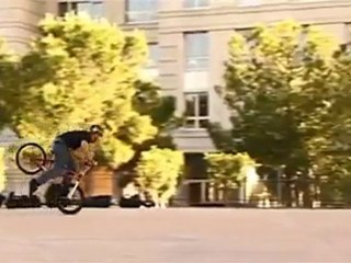 BMX street Hangfive Line with Isaac Lesser