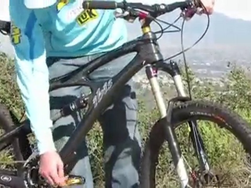 Hans Rey and Ibis Mojo Black