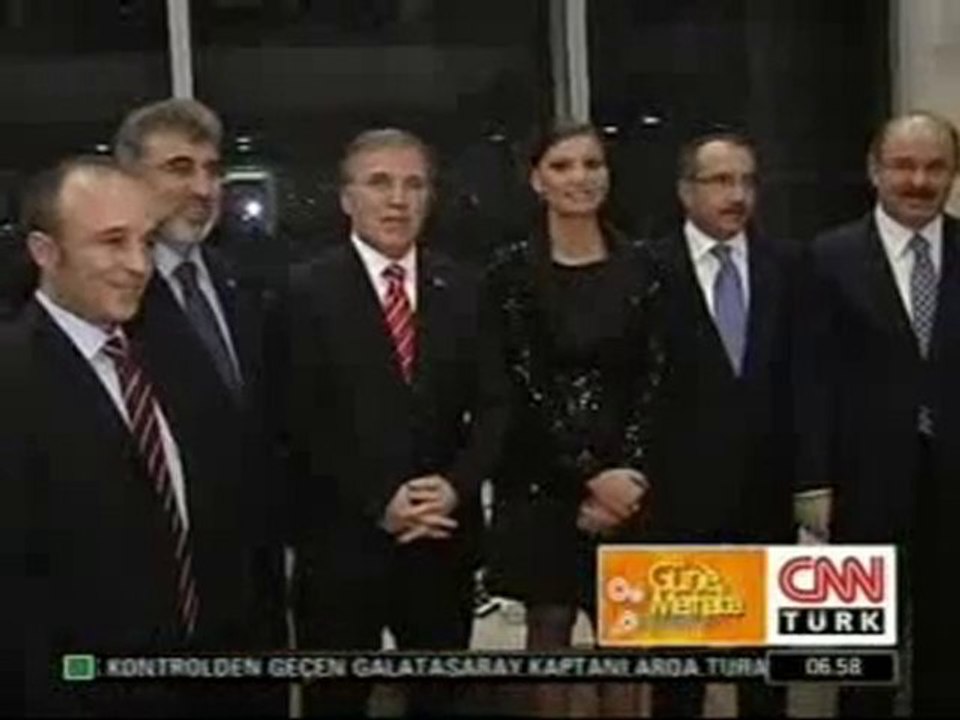 cnn türk resepsiyonu siyaseti buluştrudu