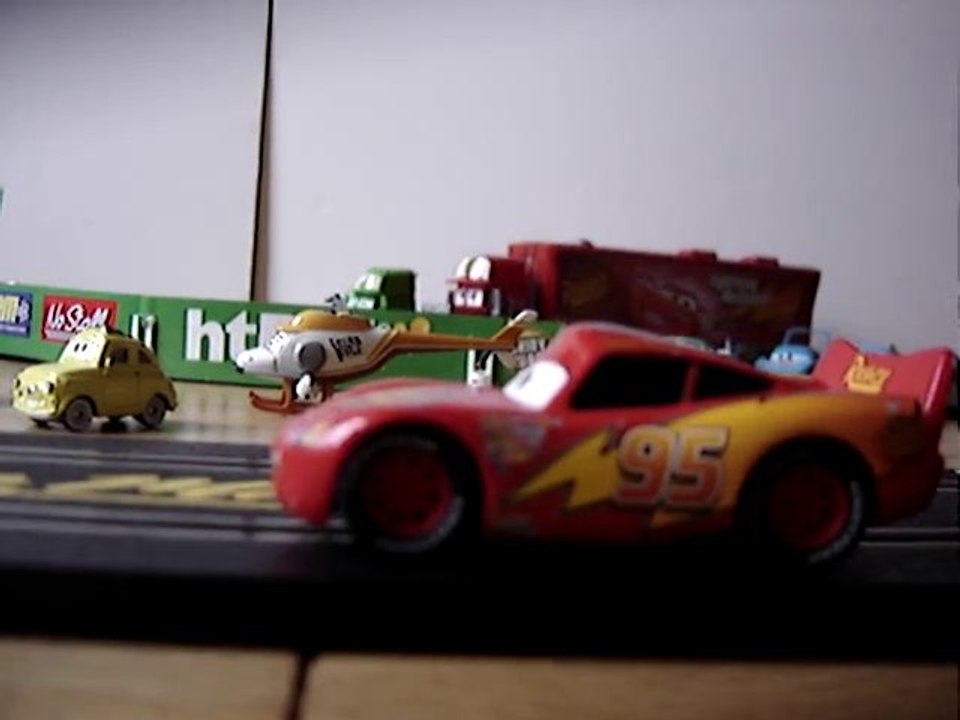 Cars Pixar Flash Mc Queen la Vedette