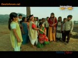 Pardes Mein Mila Koi Apna Sa - 1st February 2011 Part1