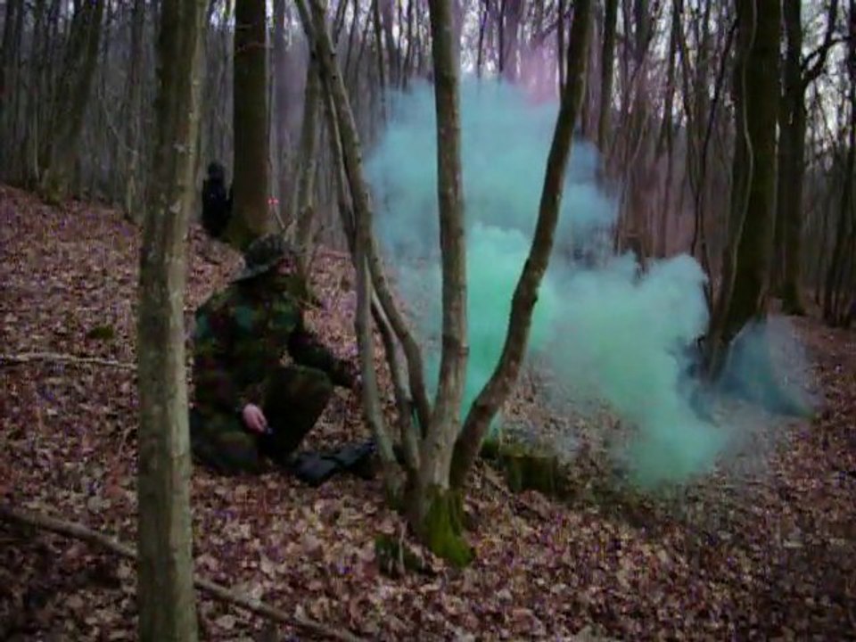 airsoft T.A..W couvin- fumigène