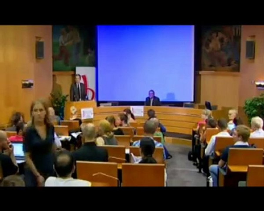 Assange y Posada Carriles terrorismo en el mundo al revés