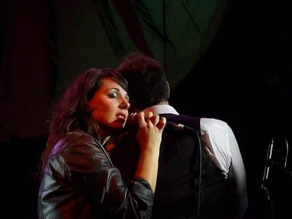 *Rappelle moi*  -  Sam Neves  [Zèbre de Belleville 13.01.11]