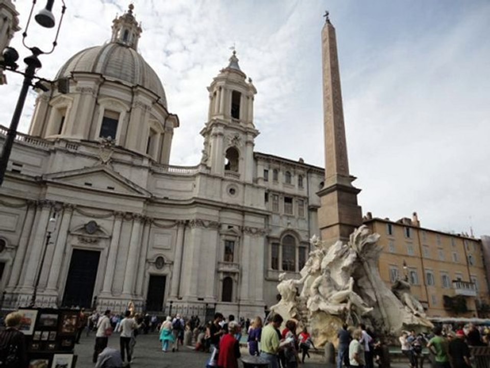 PIAZZA NOVANA (ROMA)