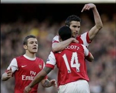 Arsenal 2-0 Wolves Van Persie great-double