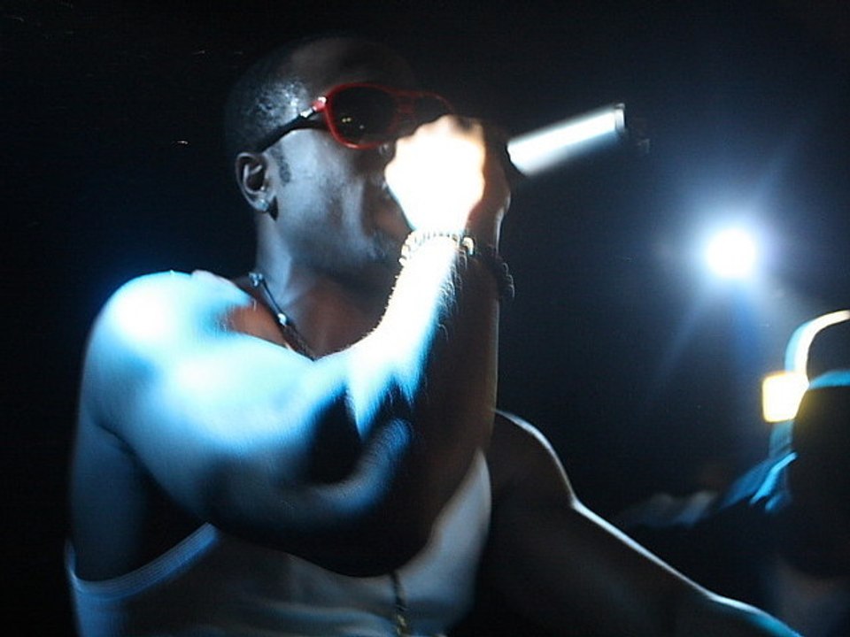 MUSIC.UNICUTT.TV: 112 Live @ Phoenix Hannover 11.2.2011