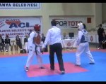 57kg Yarıfinal Figen Akın-Özge Karayılan