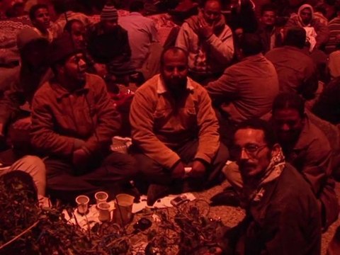 Egypt protests continue as Mubarak digs in heels