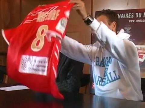 Wilfried Niflore débarque au Nîmes Olympique (Foot D2)