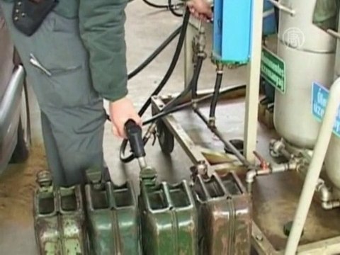 Венгрия борется с контрабандой бензина из Украины