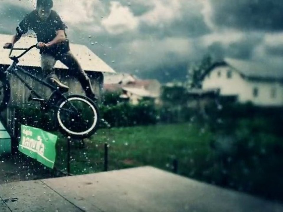 Bike : slow motion 7D 2000 fps