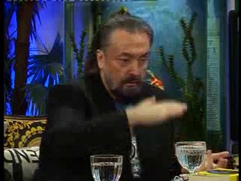 Şarap metil alkol zehirlenmesi meydana getirir, zehirlenmede
