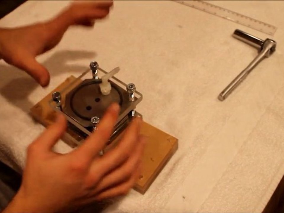 How to assemble a HHO Hydrogen fuel cell in HD