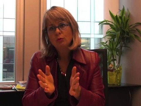 Catherine Grèze : Faire connaître l'histoire des Roms