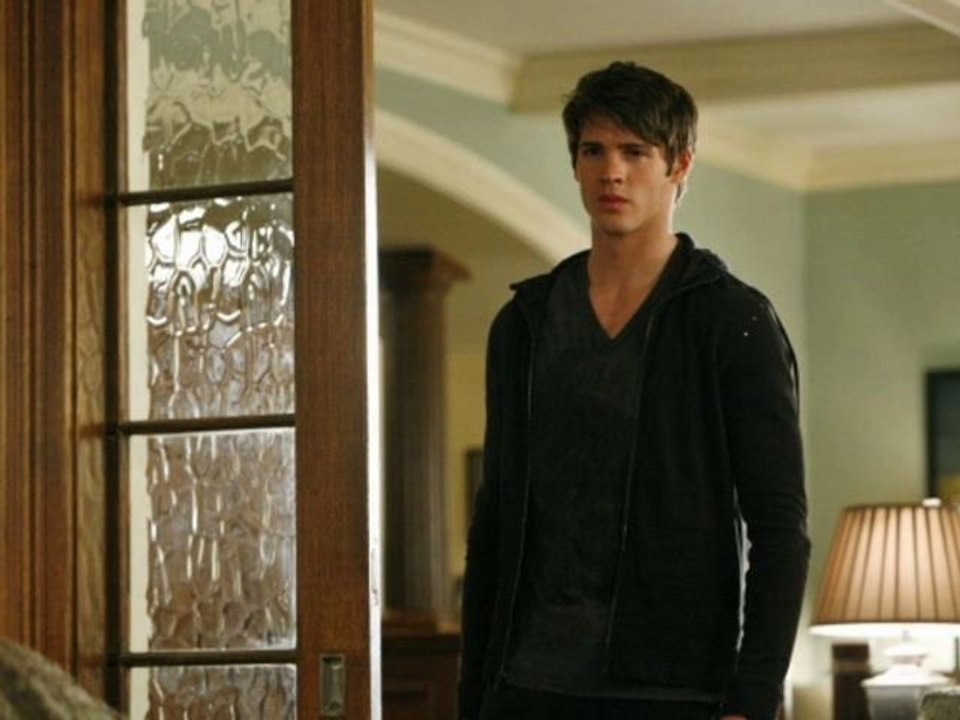 Vampire Diaries Season 2 Episode 11 By The Light Of The Moon