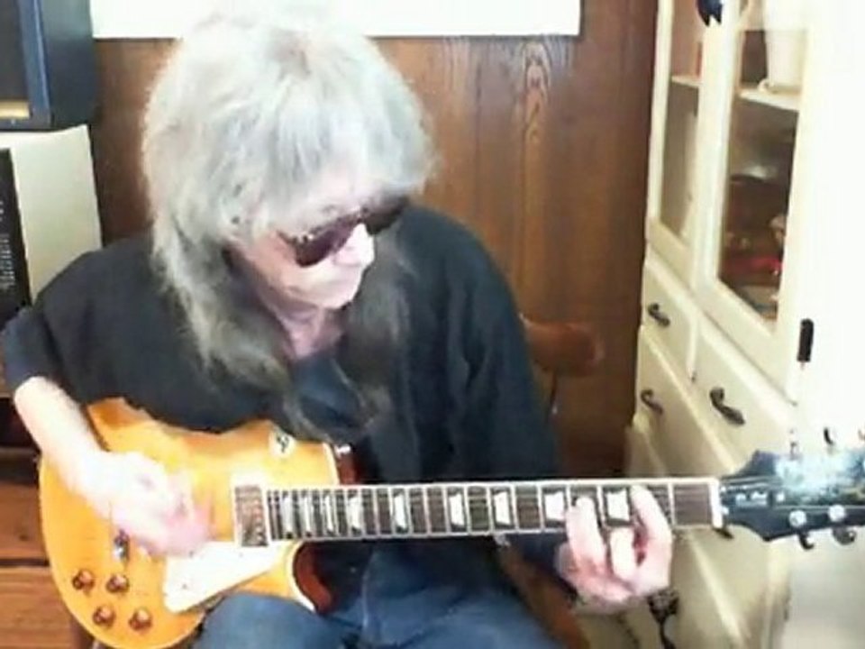 Judas Priest  Living After Midnight  (guitar cover)