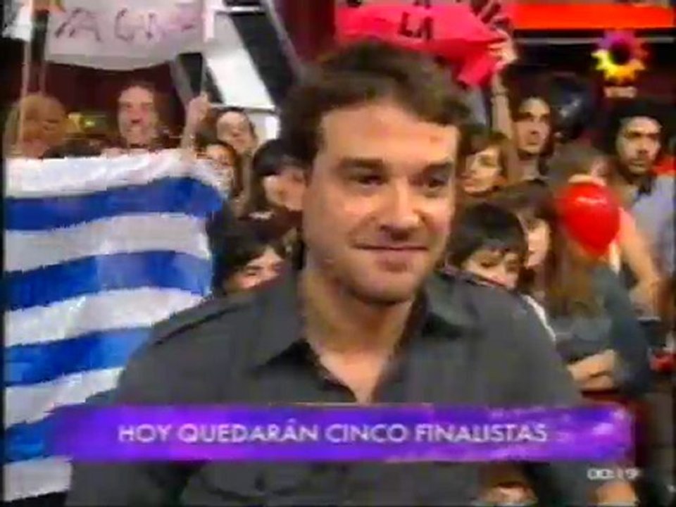 Paula en SM (duelo Rock) - 13 de Diciembre 2010