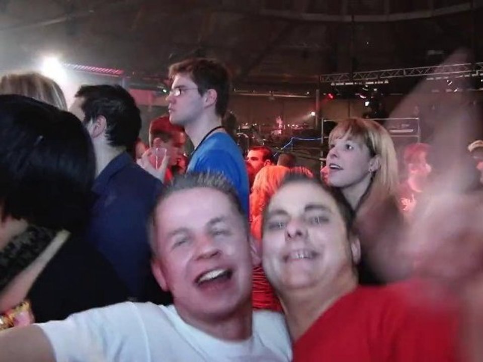 Tobee - live & interview