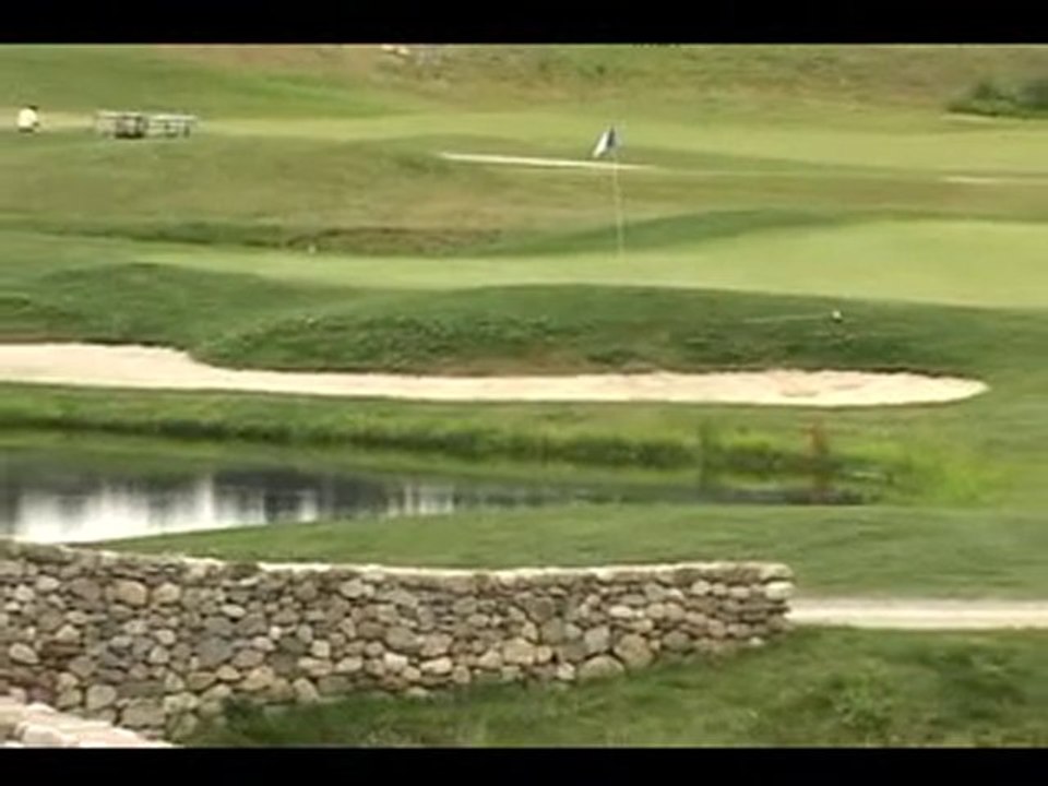 hole11