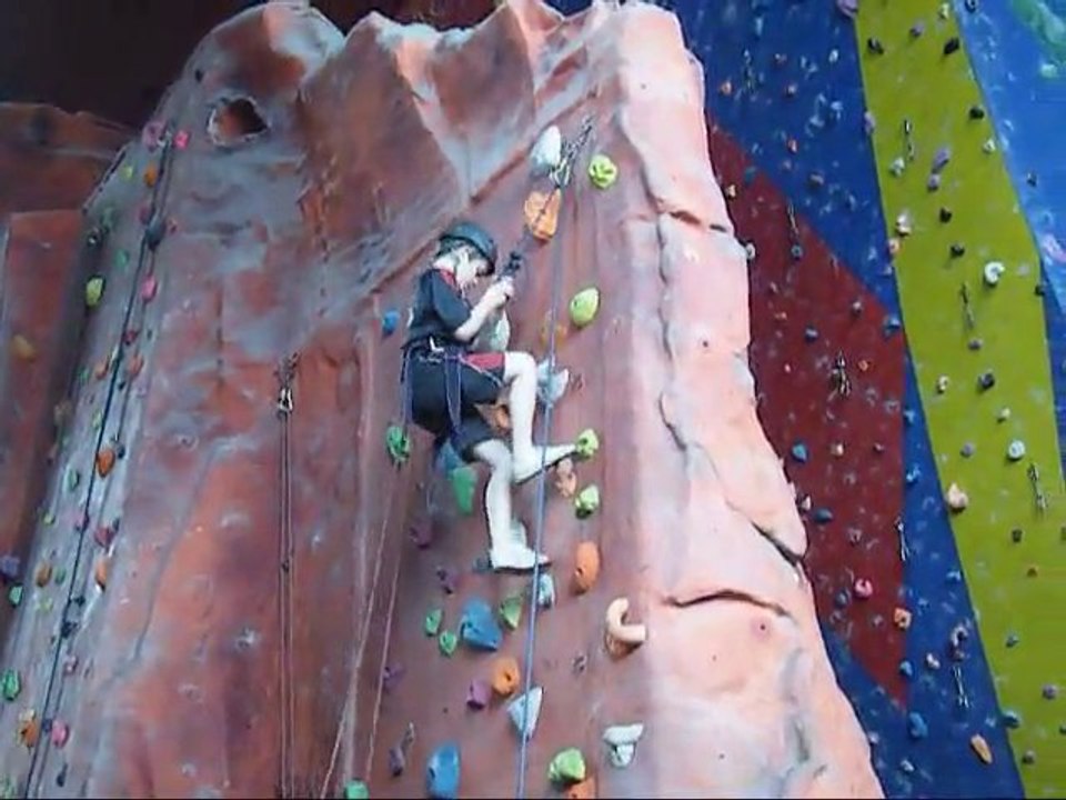 Jack climbing wall