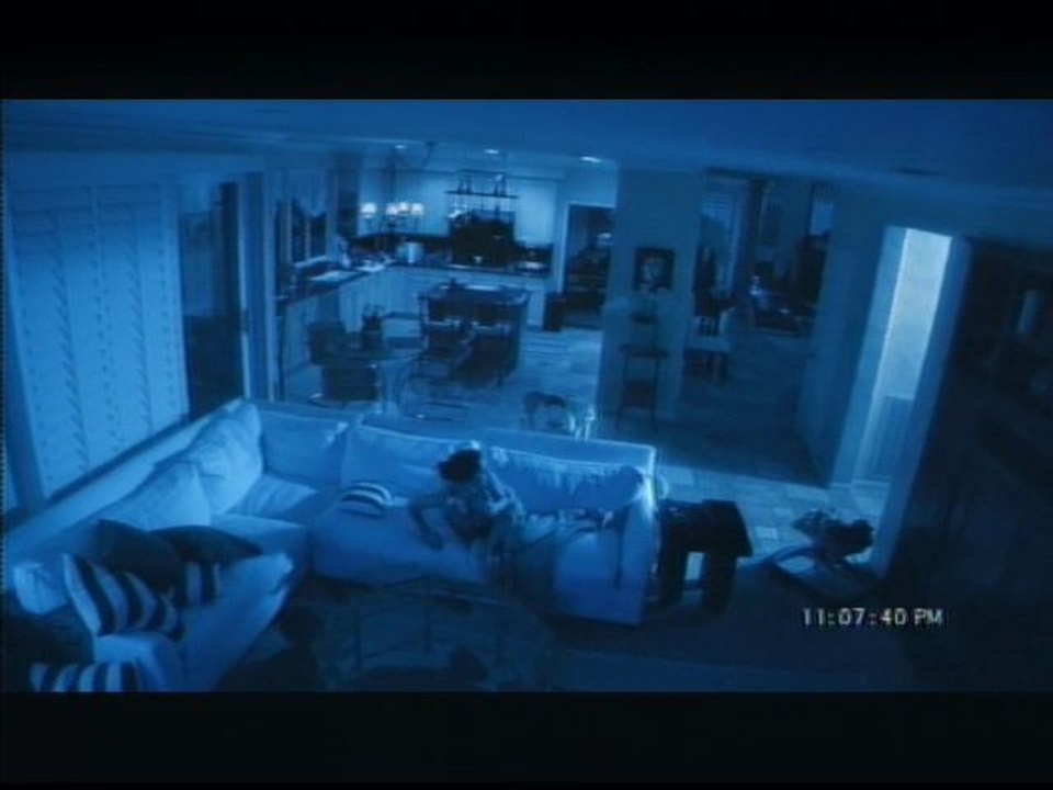 Paranormal Activity 2 Clip b
