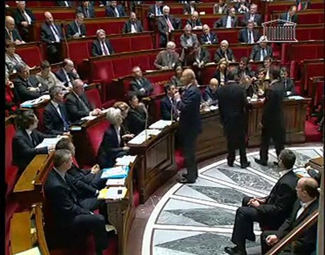Questions au gouvernement du 2 février 2011 (M.LEBRANCHU)