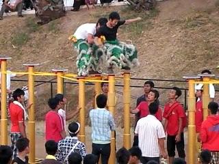 Entrainement de la dance du dragon á Phnom Penh.