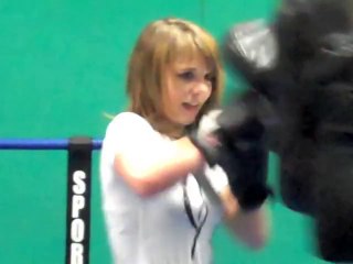 Céline Brévaux, la championne du Boxing Club Arras Sud