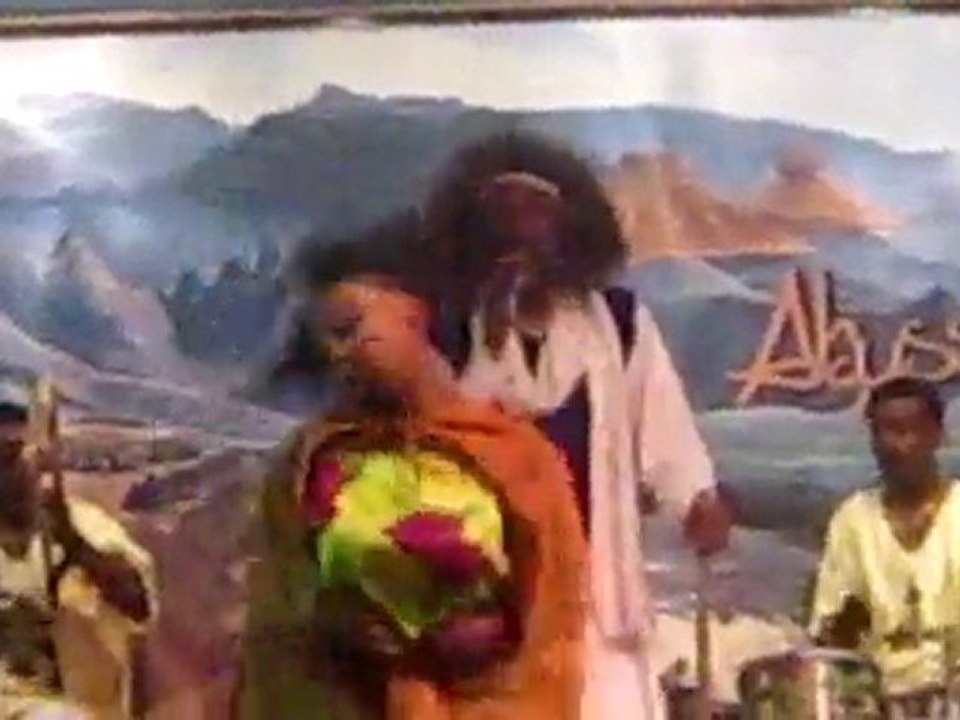 morceau choisi d'une danse d'ethiopienne !!!