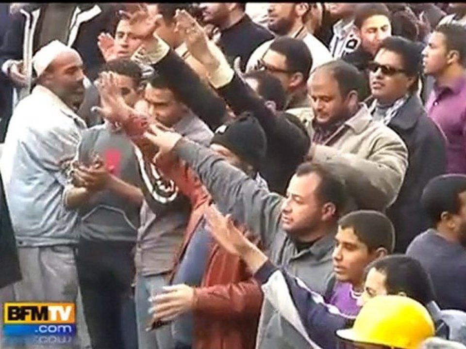 Des centaines de milliers d’Egyptiens dans la rue