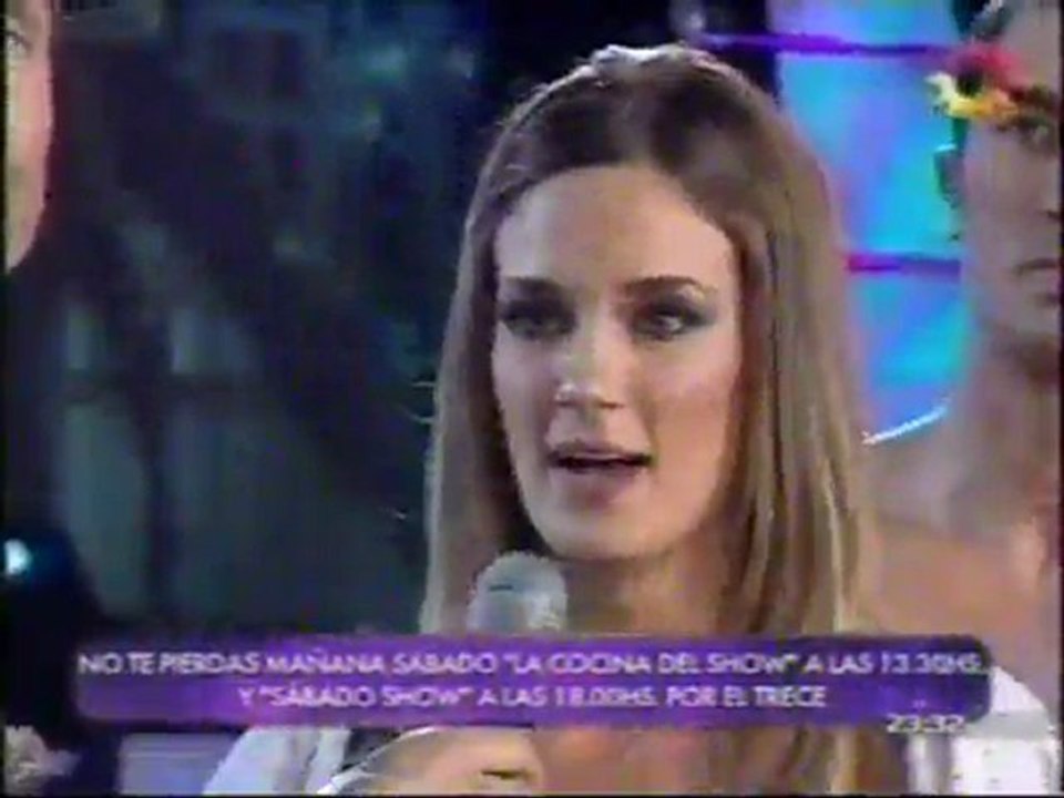 Paula en SM 1 (previa Lambada 1) - 24 de Septiembre 2010