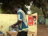 Amidst political uncertainty, UNICEF supports yellow-fever immunization campaign in Côte d'Ivoire